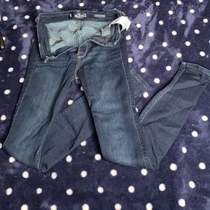 Dark wash Hollister jeans